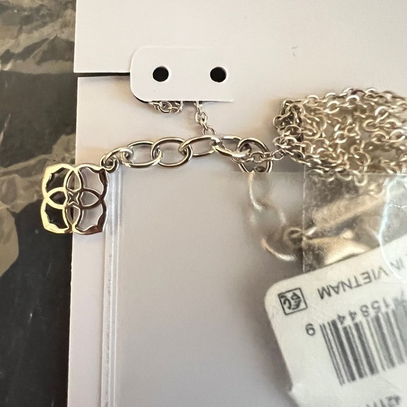 Kendra Scott Cory Necklace Rhod Rose Quartz - Picture 3 of 4